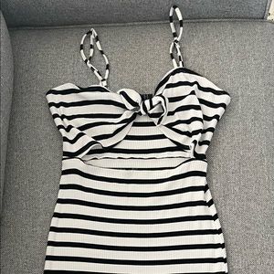 Forever 21 Black and white dress